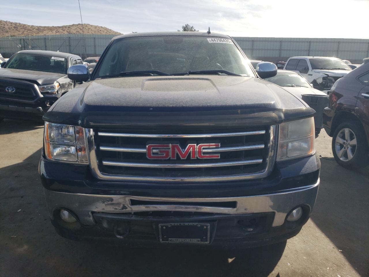 2012 GMC Sierra - Image 5