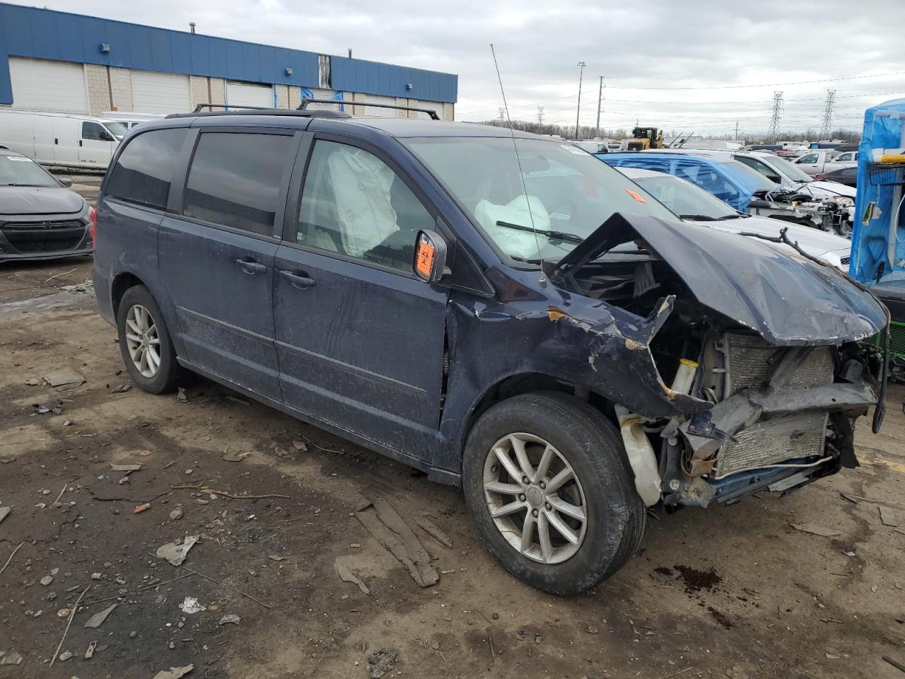 2013 Dodge Caravan - Image 4