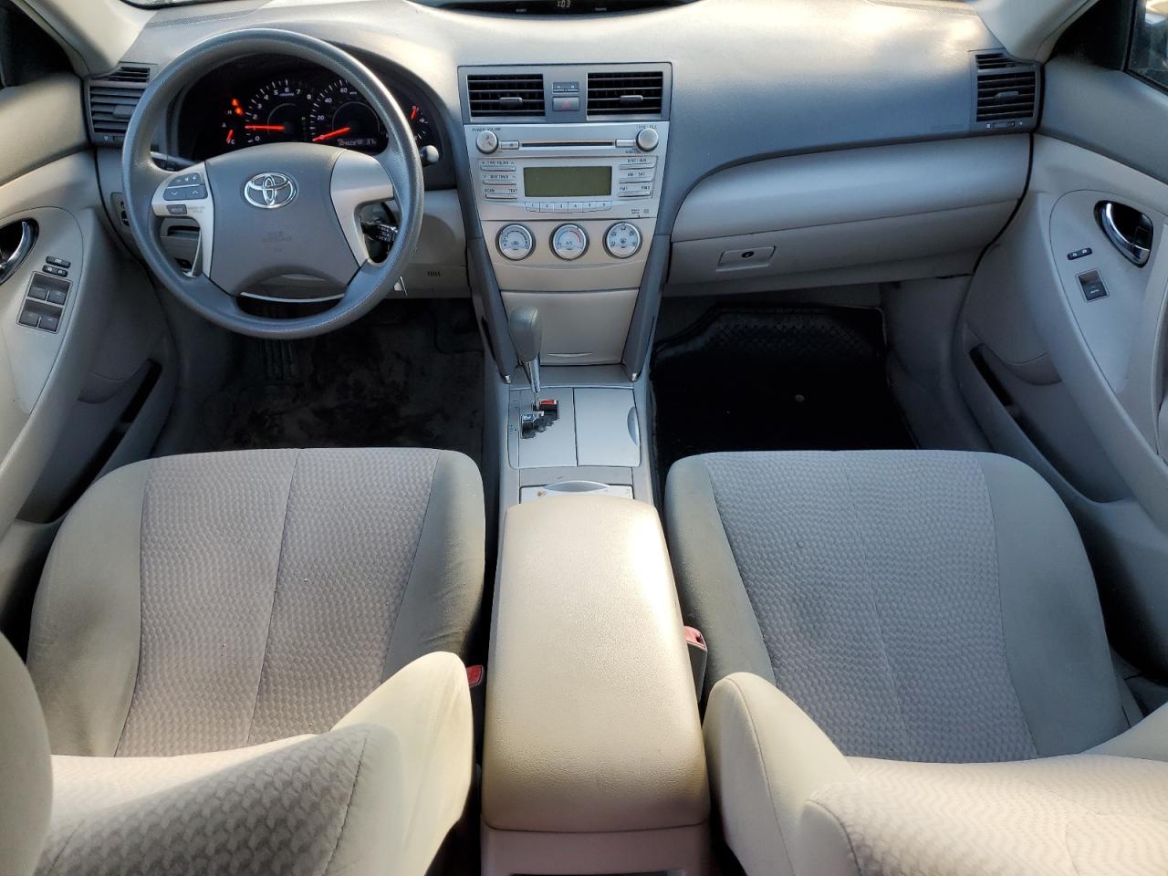 2010 Toyota Camry - Image 8