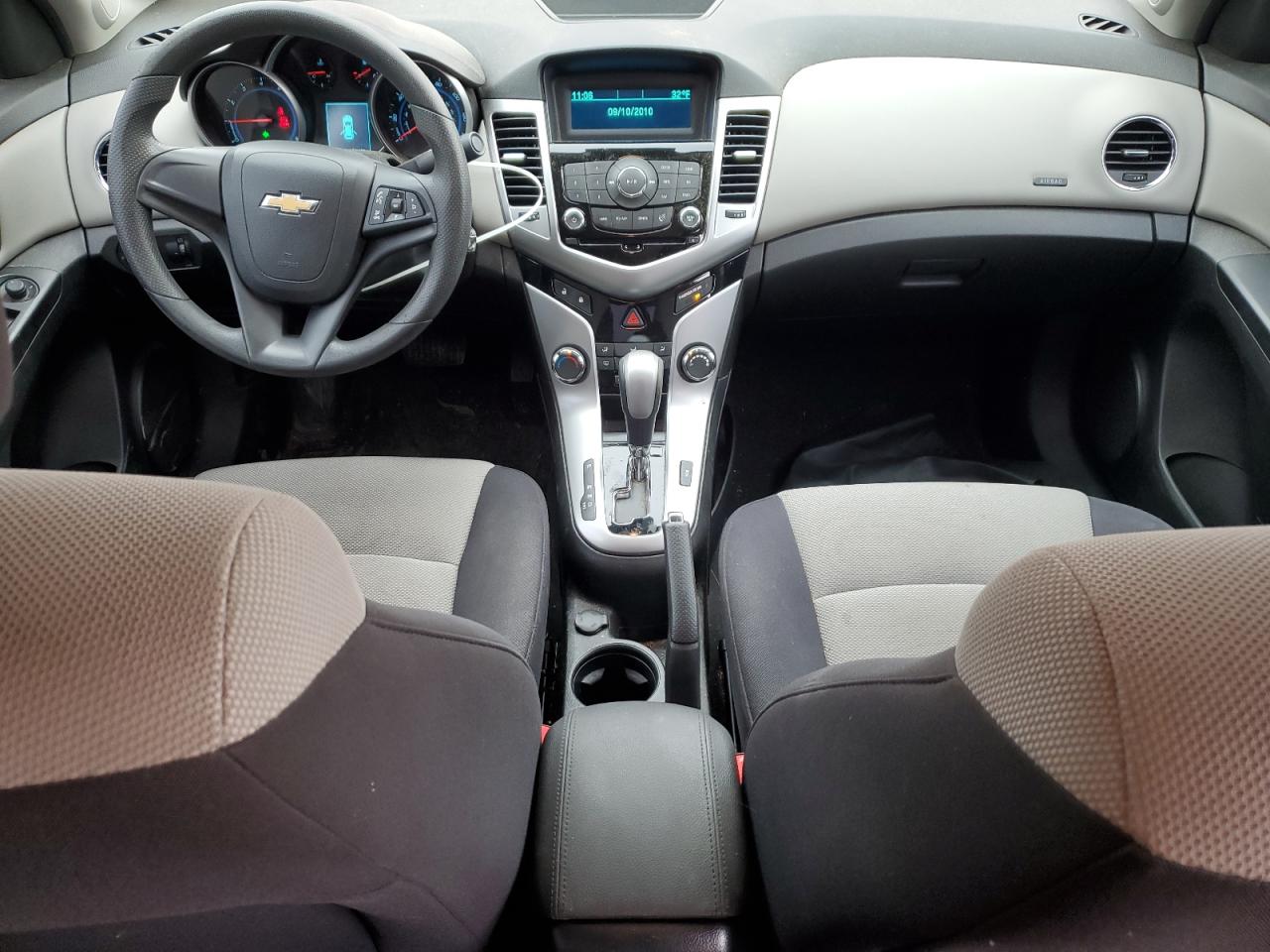 2014 Chevrolet Cruze - Image 8