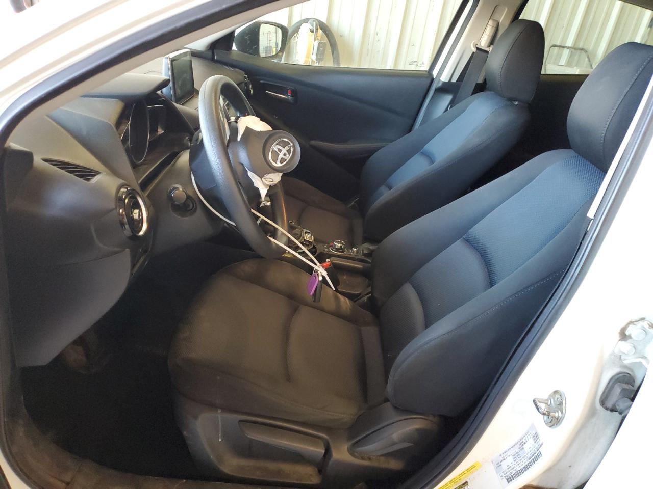 2017 Toyota Yaris - Image 7
