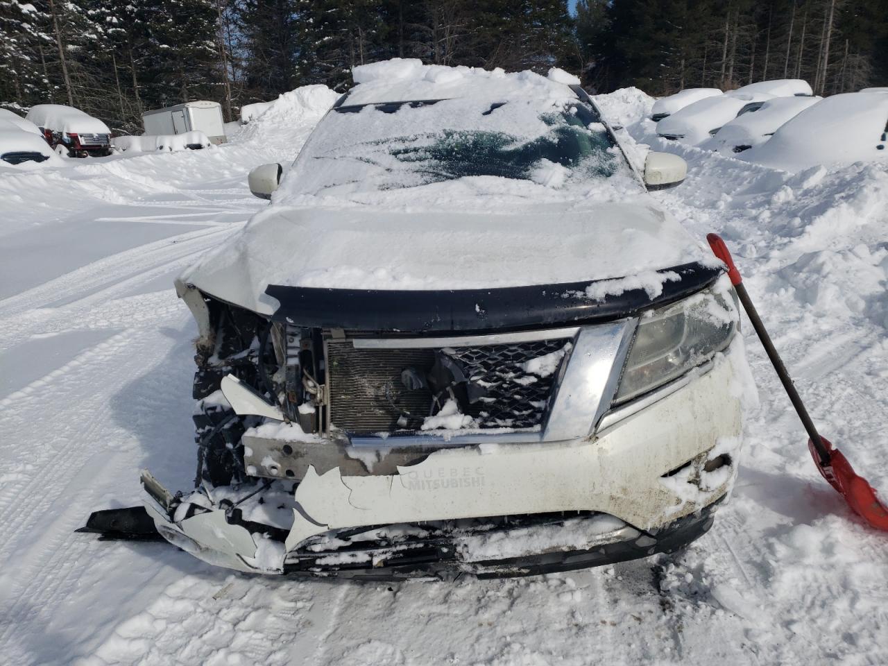 2014 Nissan Pathfinder - Image 5