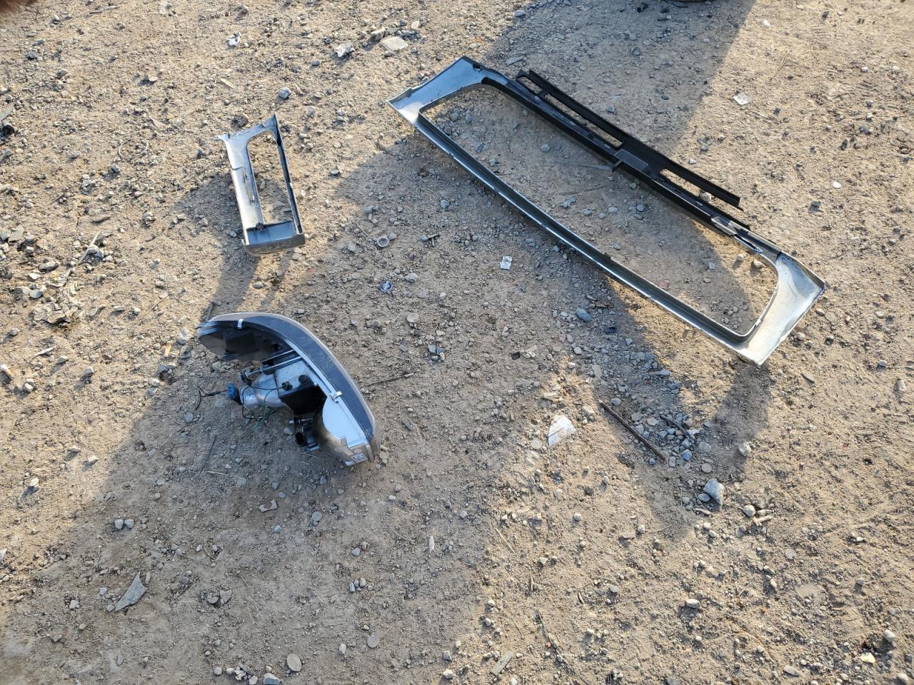 2003 GMC Sierra - Image 14