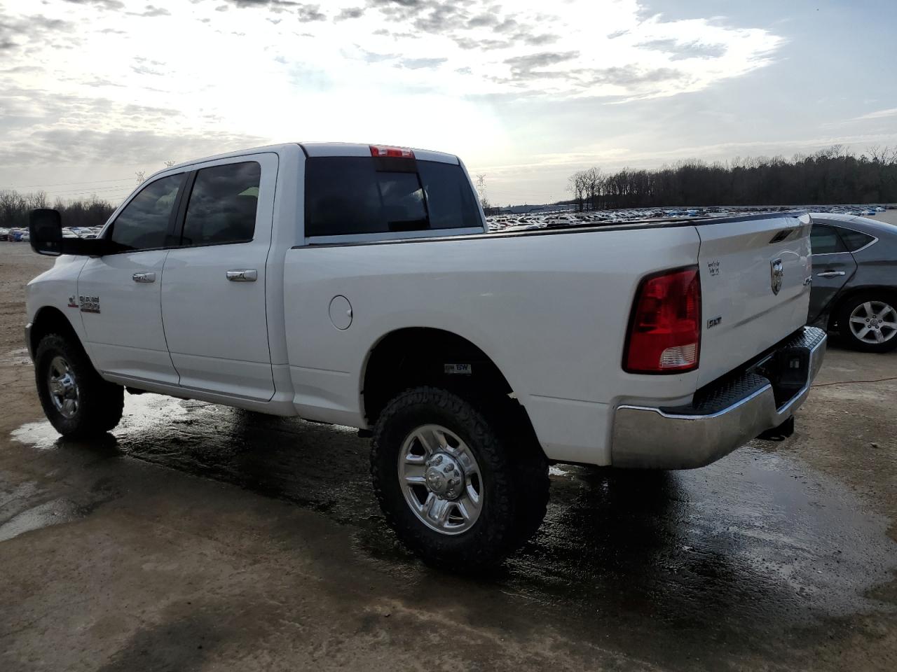 2017 RAM 2500 - Image 2