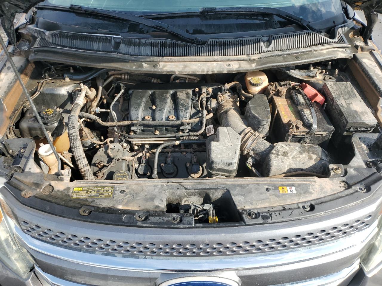 2011 Ford Explorer - Image 12