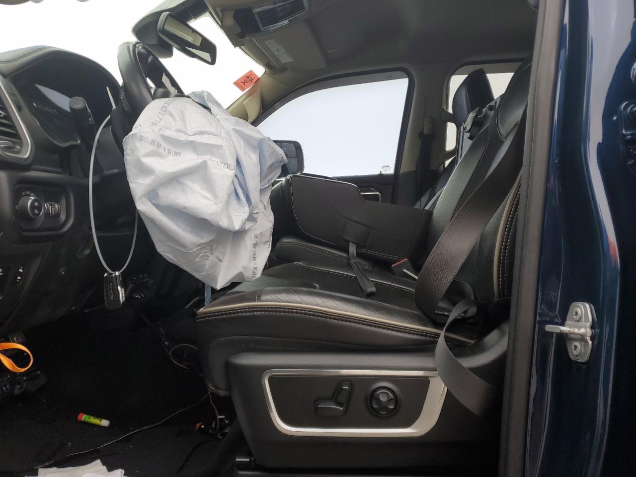 2019 RAM 1500 - Image 7