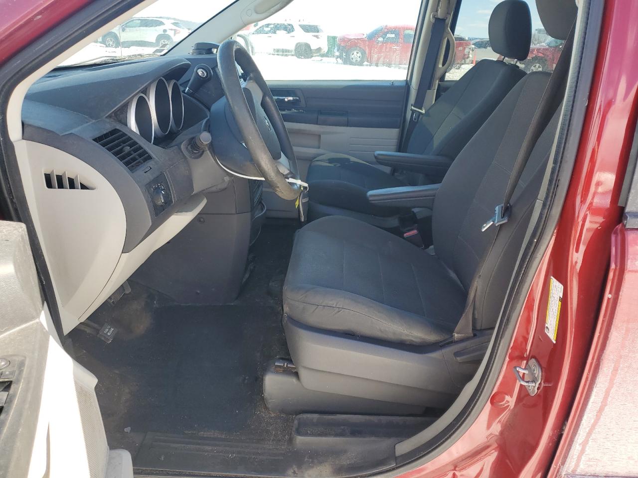 2009 Dodge Caravan - Image 7