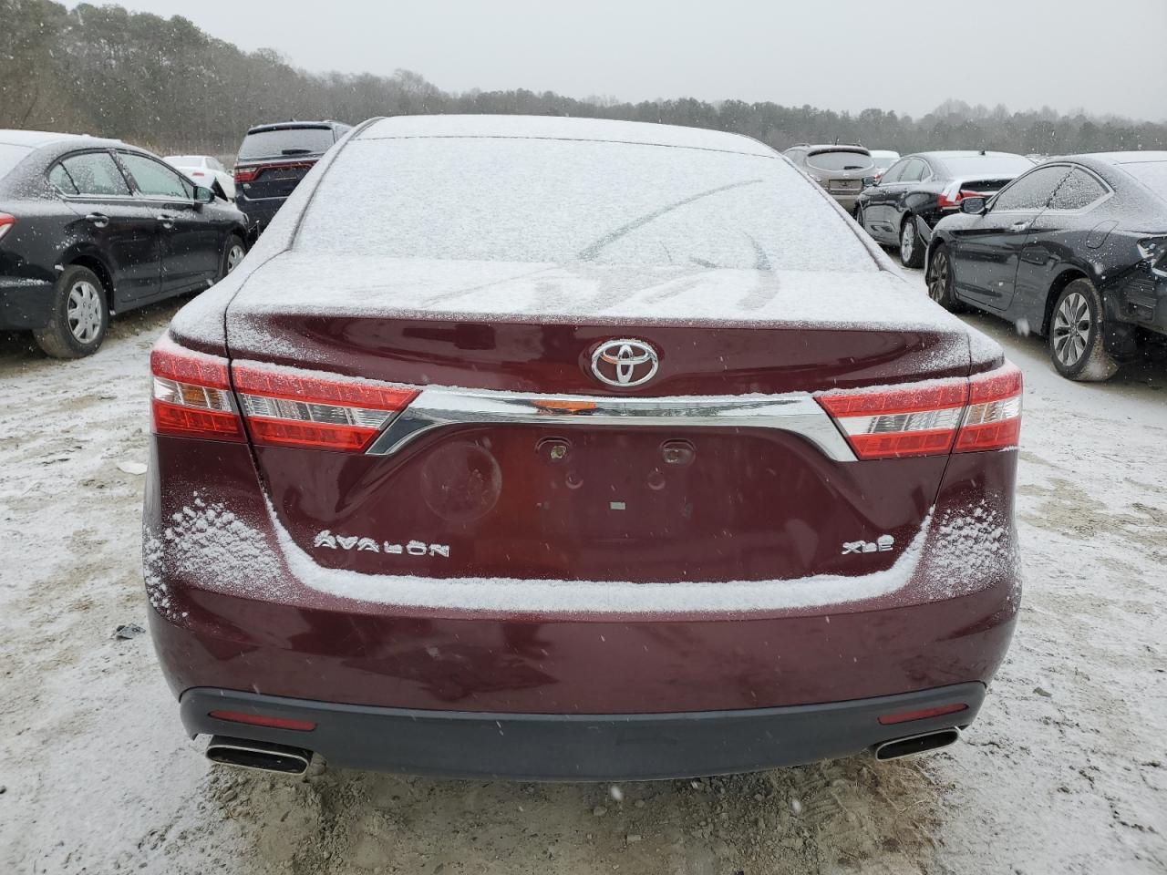 2013 Toyota Avalon - Image 6