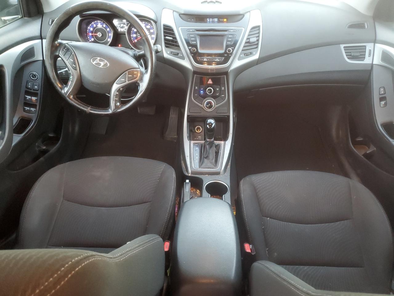 2015 Hyundai Elantra - Image 8