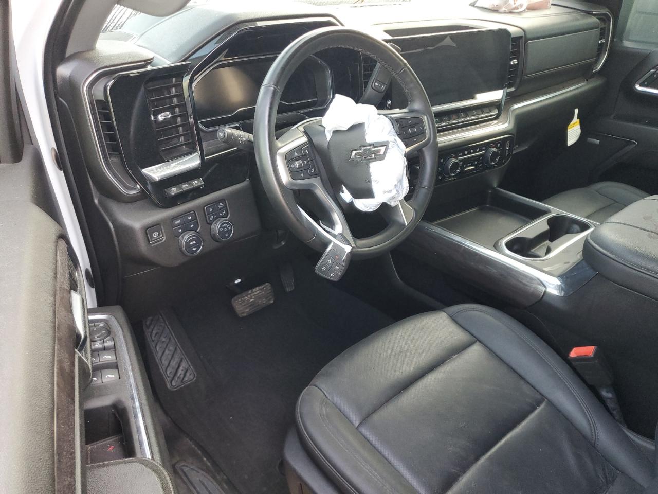 1GC4YPEY5RF220603 CHEVROLET ALL Models 2024