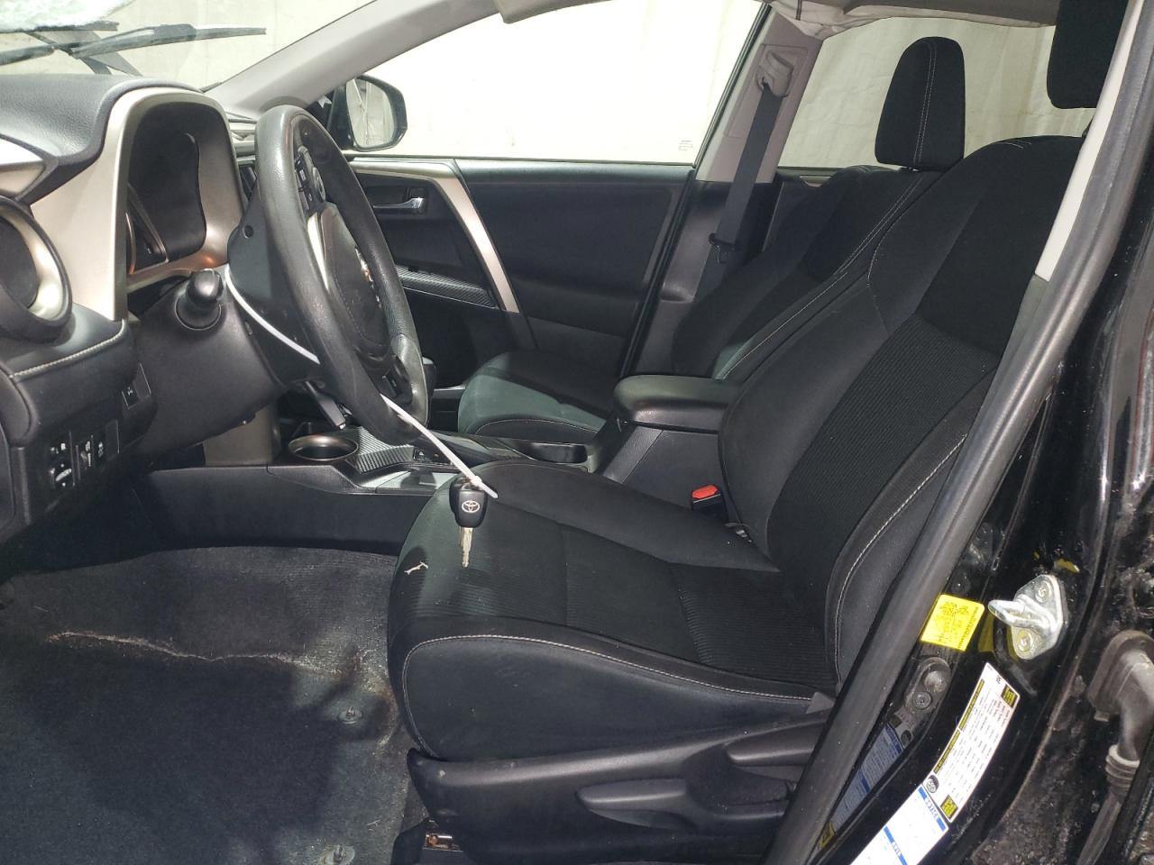 2015 Toyota RAV 4 - Image 7