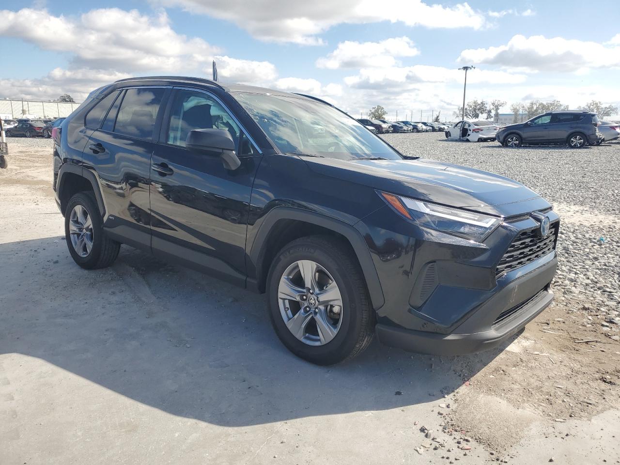 2024 Toyota RAV 4 - Image 4