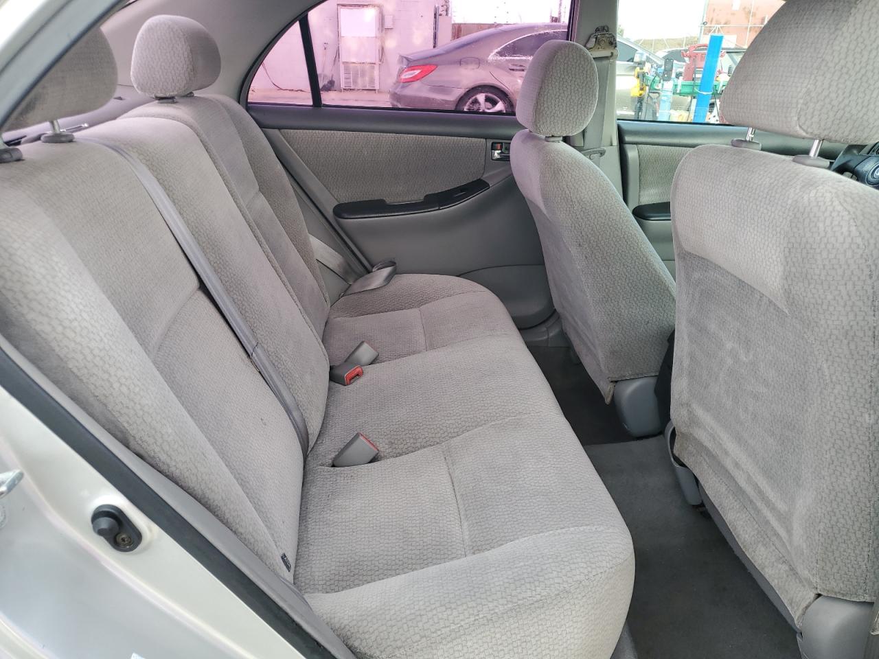 2004 Toyota Corolla - Image 11