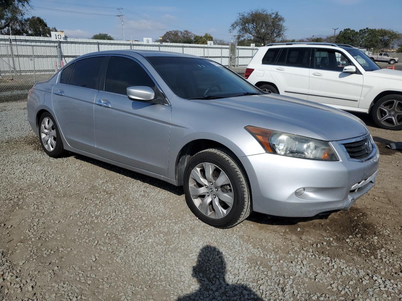 2010 Honda Accord - Image 4
