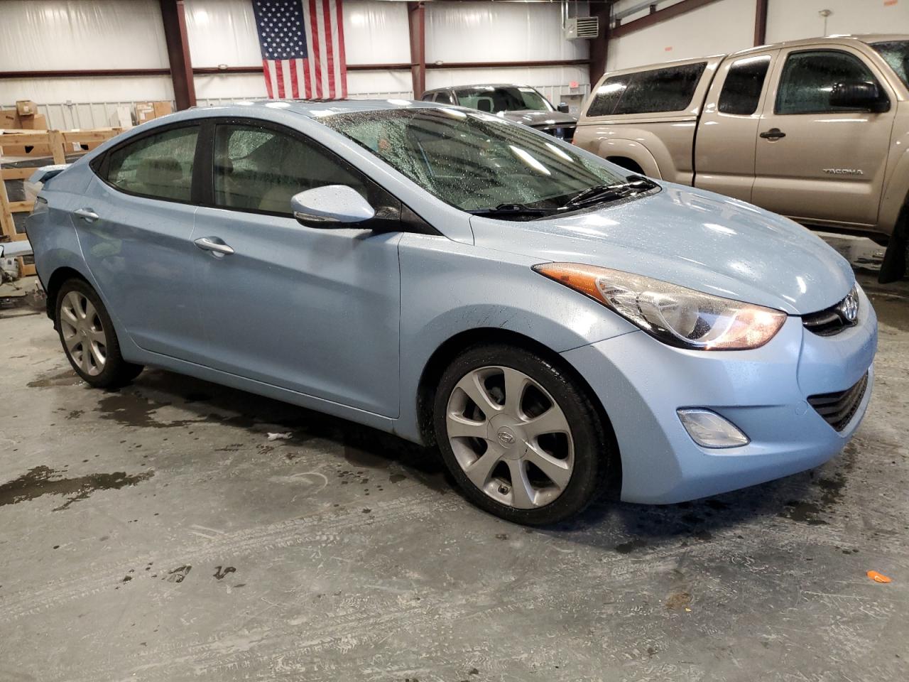 2012 Hyundai Elantra - Image 4