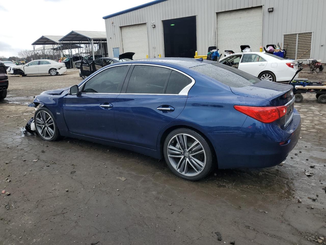 2017 Infiniti Q50 - Image 2
