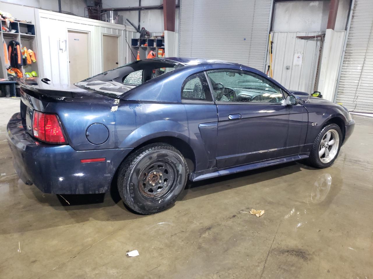 2001 Ford Mustang - Image 3