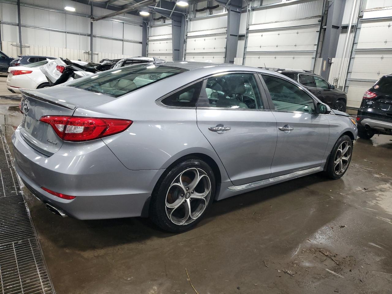 2015 Hyundai Sonata - Image 3