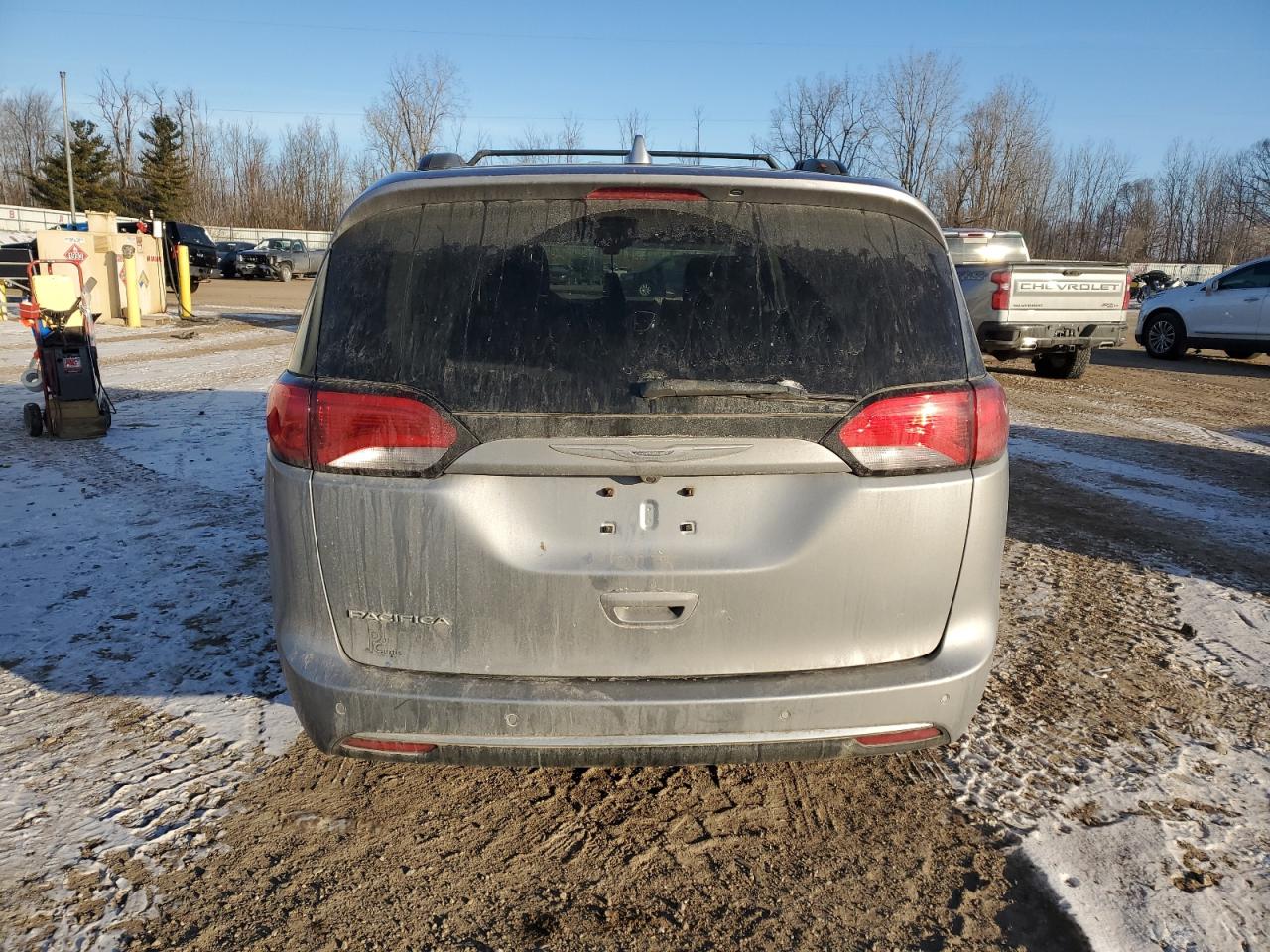 2017 Chrysler Pacifica - Image 6