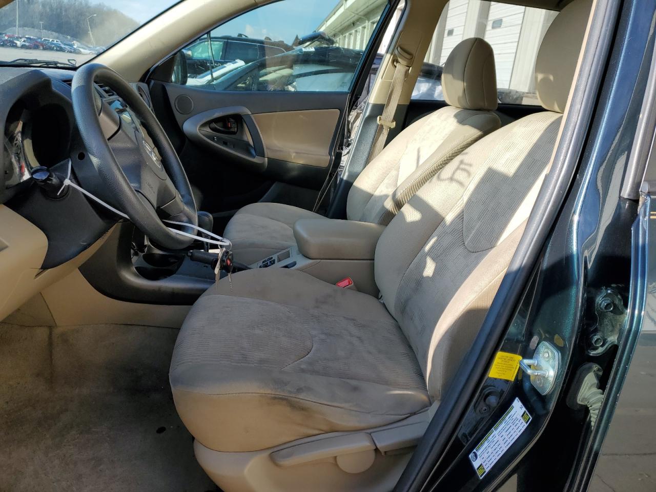 2011 Toyota RAV 4 - Image 7