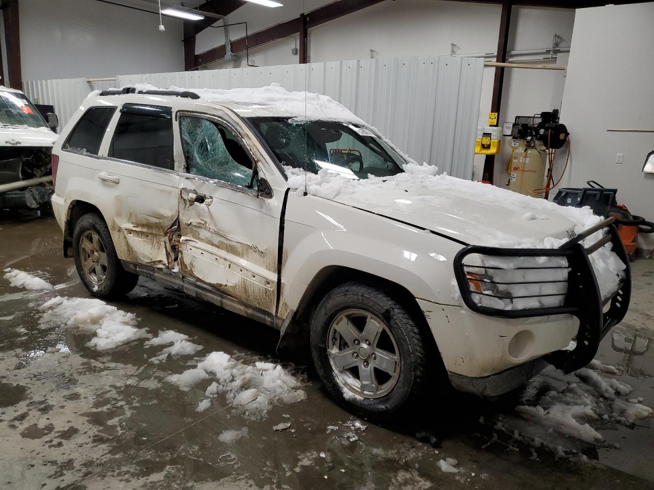 2006 Jeep Grand Cherokee - Image 4