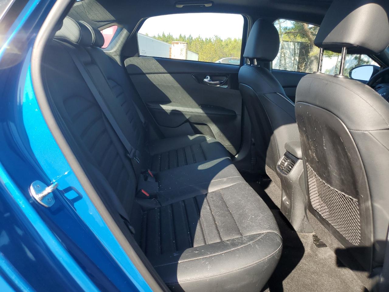 2023 Kia Forte - Image 10