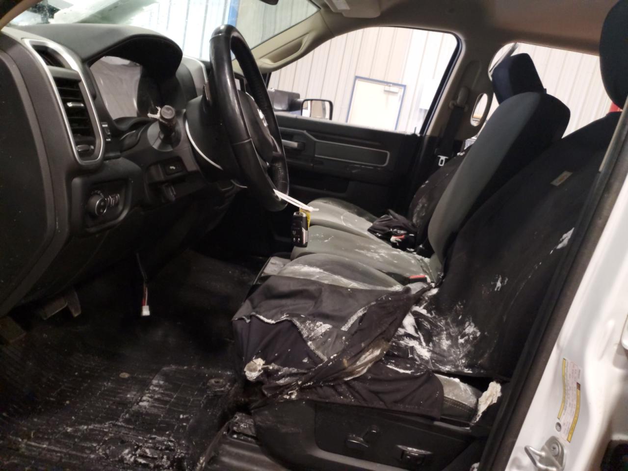 2020 RAM 2500 - Image 7