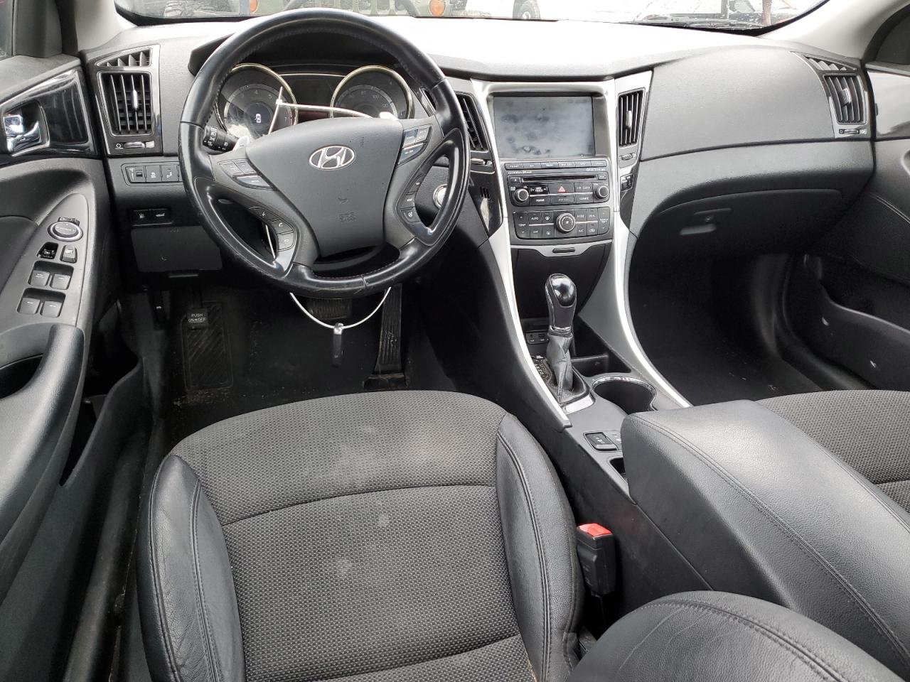 2014 Hyundai Sonata - Image 8
