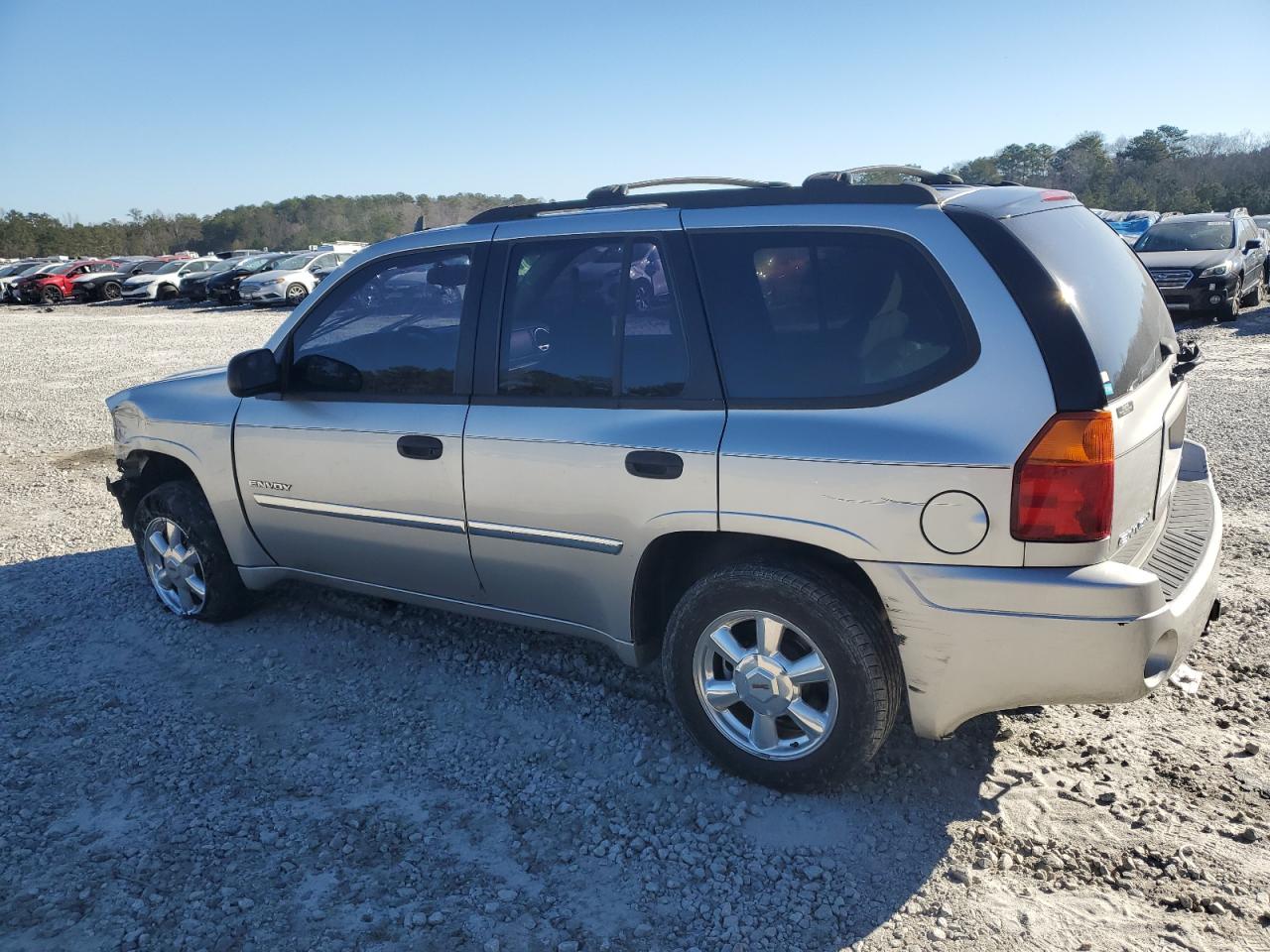 2006 GMC Envoy - Image 2