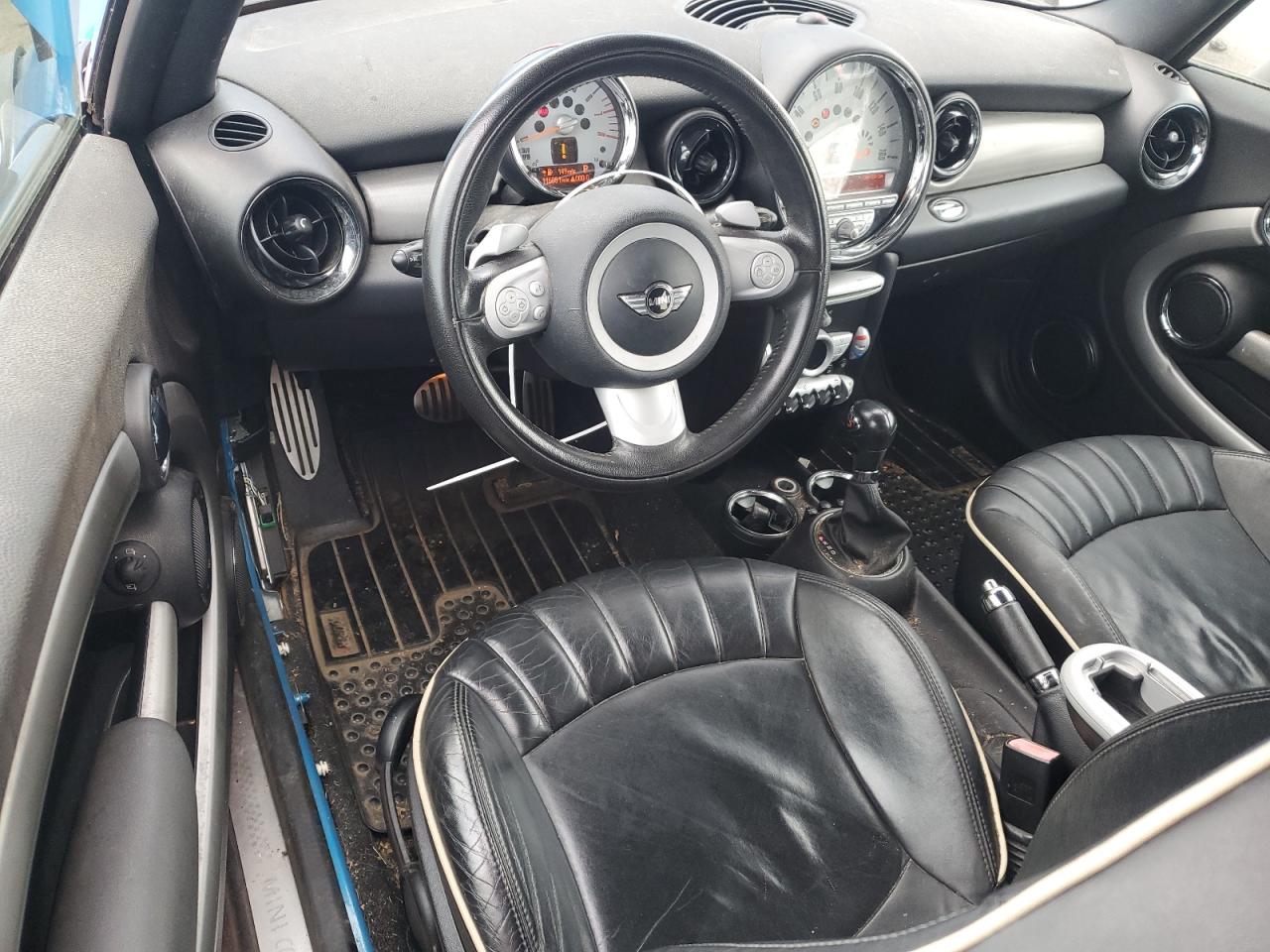 2009 MINI Cooper - Image 8