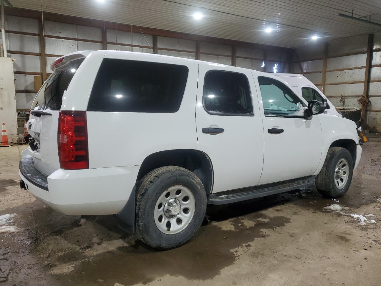 2011 Chevrolet Tahoe - Image 3