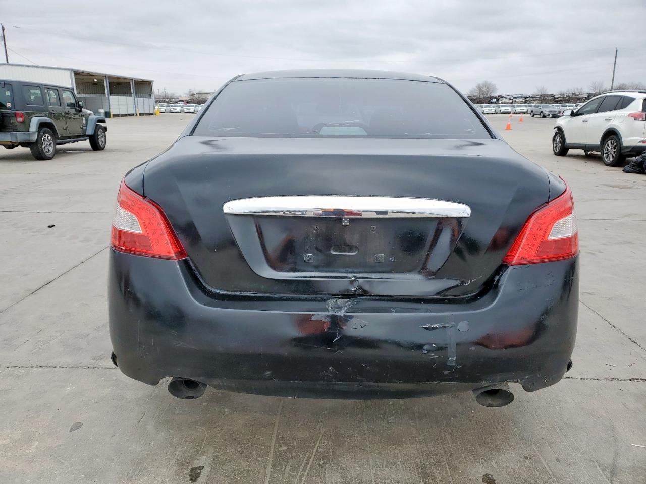 2009 Nissan Maxima - Image 6