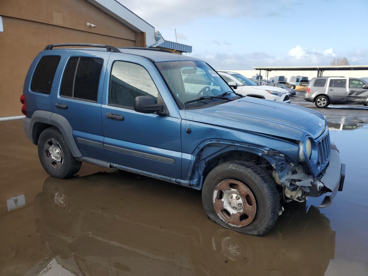 2006 Jeep Liberty (North America) - Image 4
