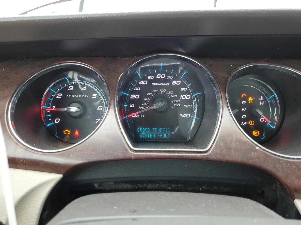 2011 Ford Taurus - Image 9