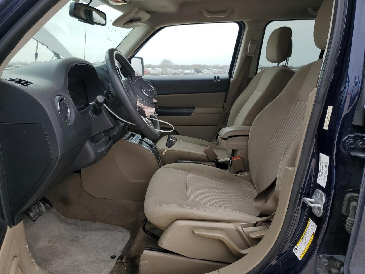 2014 Jeep Liberty (Patriot) - Image 7