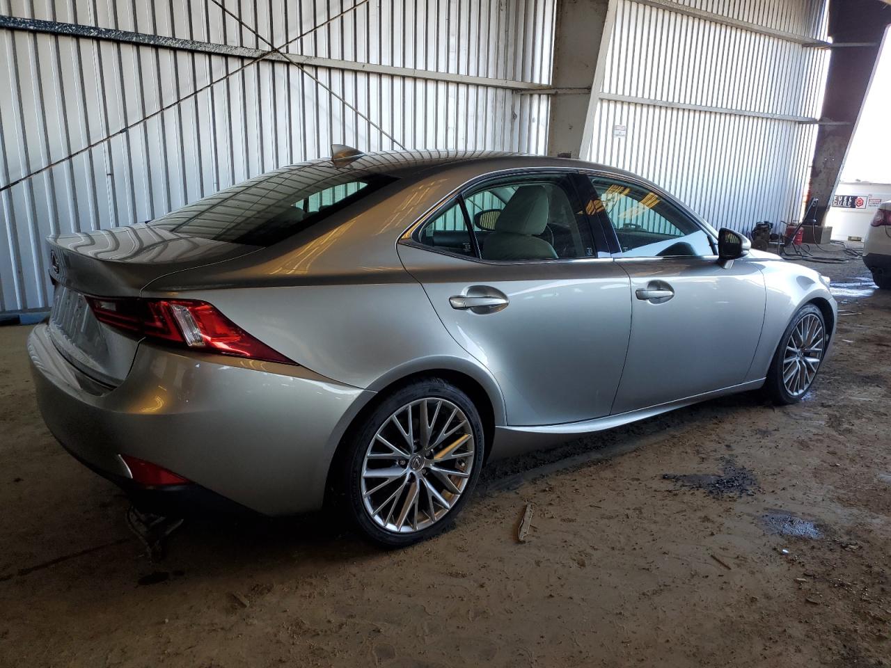 2015 Lexus IS - Image 3