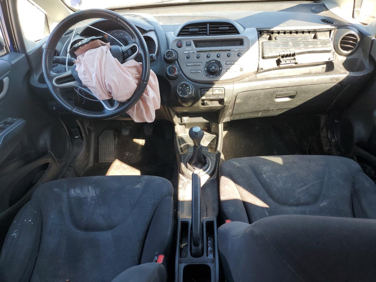 2011 Honda Fit - Image 8