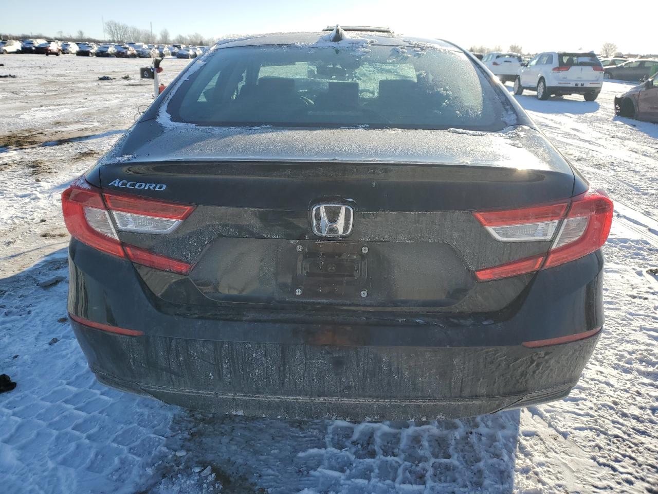 1HGCV1F11KA164988 HONDA ACCORD 2019