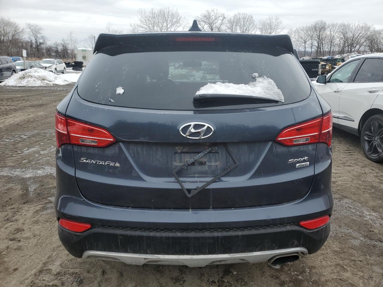 2015 Hyundai Santa Fe - Image 6