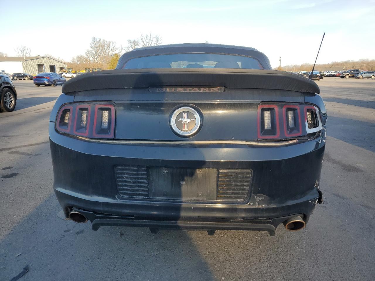 2014 Ford Mustang - Image 6
