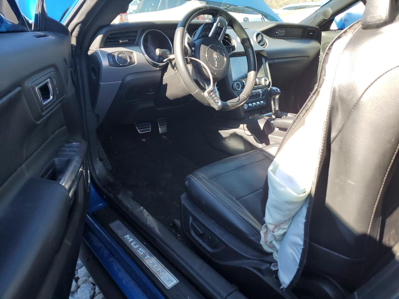 2020 Ford Mustang - Image 8