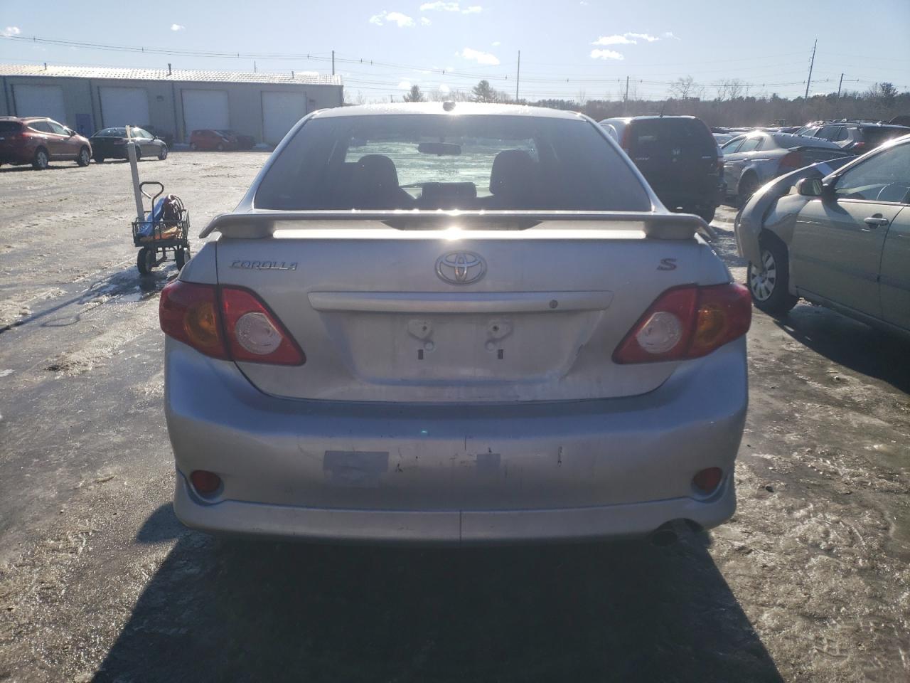 2010 Toyota Corolla - Image 6