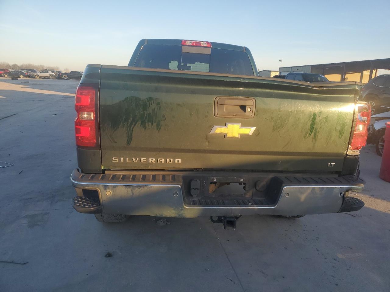 2015 Chevrolet Silverado - Image 6