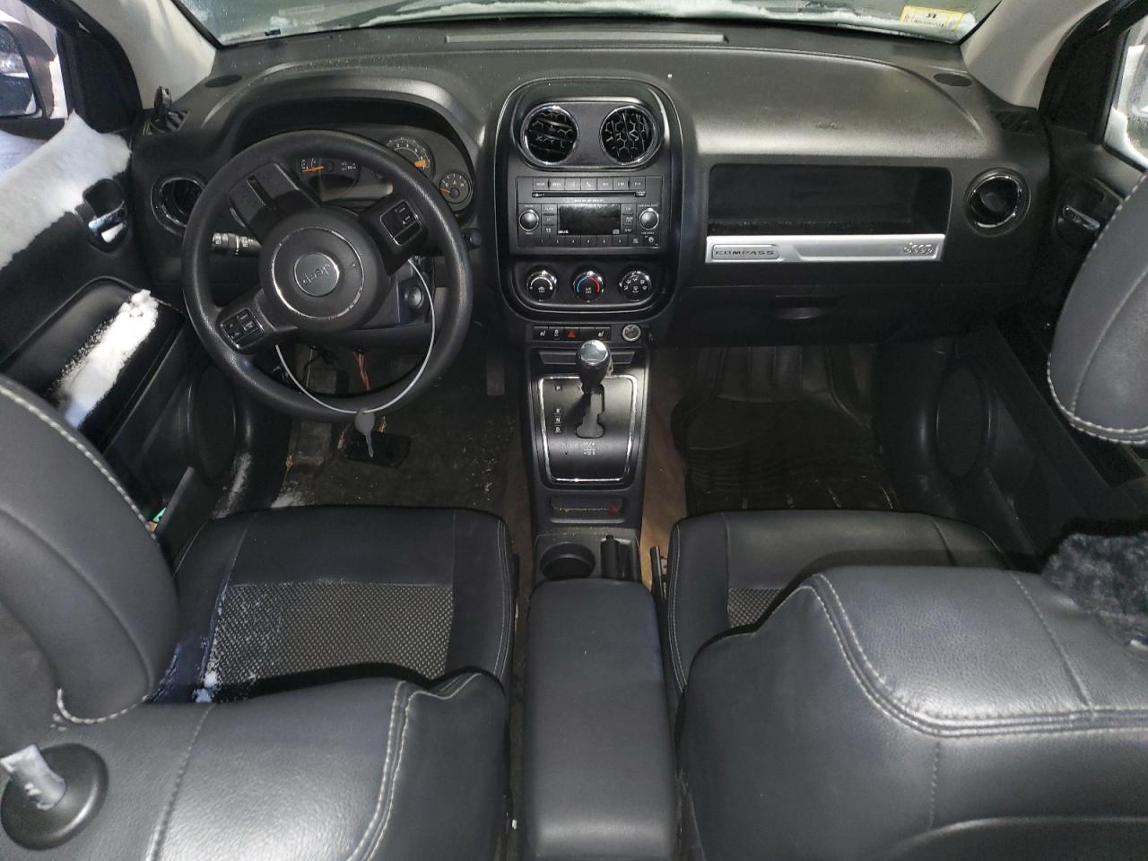 2015 Jeep Compass - Image 8