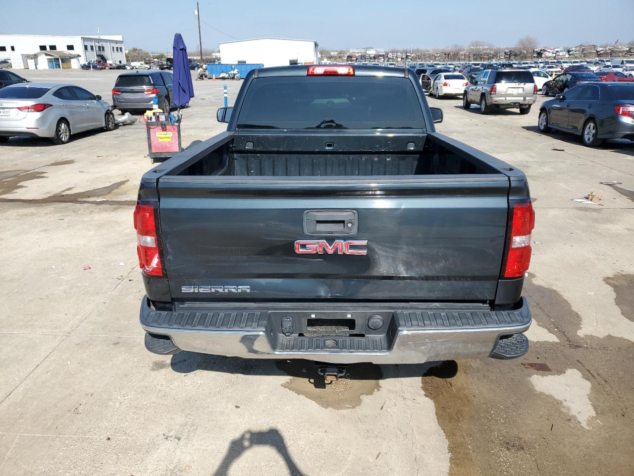 2018 GMC Sierra - Image 10