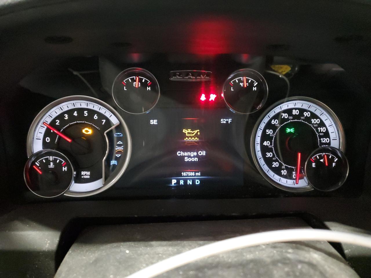2015 RAM 1500 - Image 9