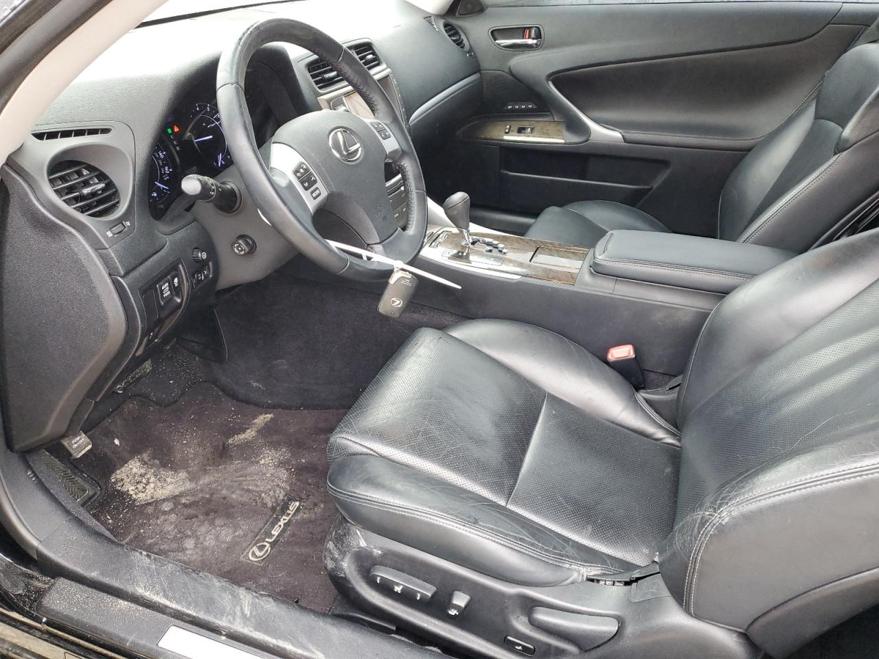 2012 Lexus IS - Image 7