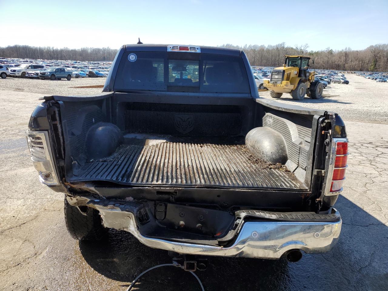 2015 RAM 1500 - Image 6