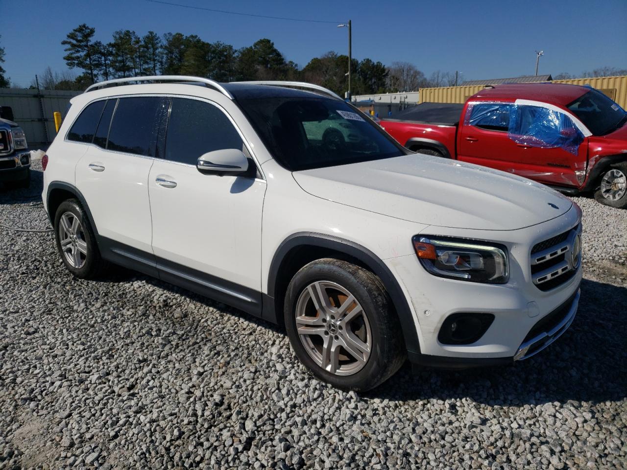 2020 Mercedes-Benz GLB - Image 4