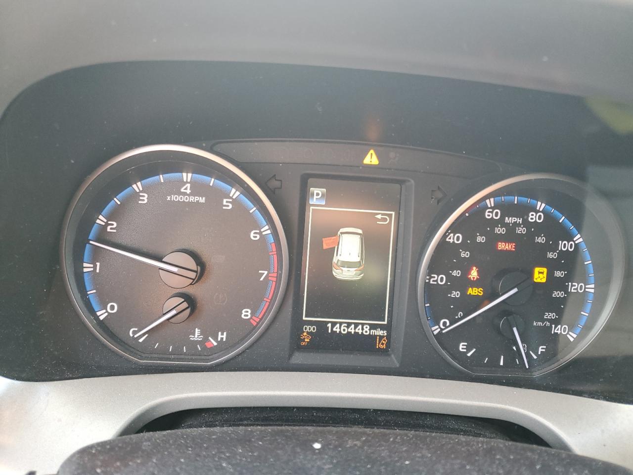 2018 Toyota RAV 4 - Image 9
